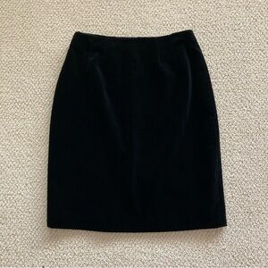 Linda Allard Ellen Tracy Velvet Black Pencil Skirt Size 8 Petite Formal EUC